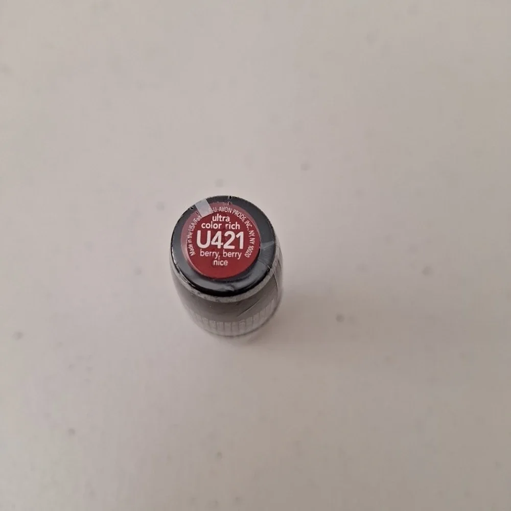 NEW Sealed AVON ULTRA COLOR rich LIPSTICK lip color - BERRY, BERRY NICE